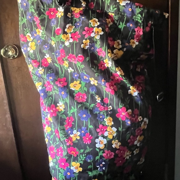 Vera Bradley Laundry (Backpack) Bag – Floral Print - Picture 4 of 4